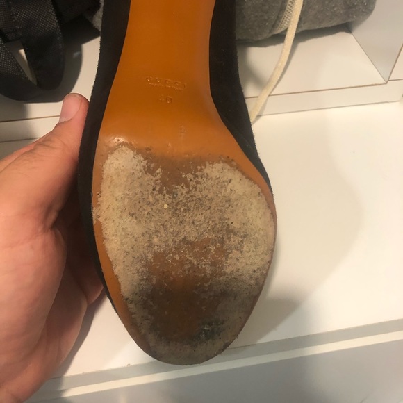 Gucci shoes suede great condition slightly worn - Picture 5 of 6